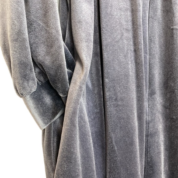 Gray Velour & Lace Zip Front Long Sleeve Long Robe - Picture 4 of 10
